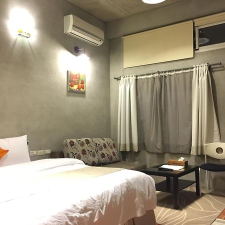 David Samstrong Lite 小馬客棧 果園 Chenggong Esterno foto